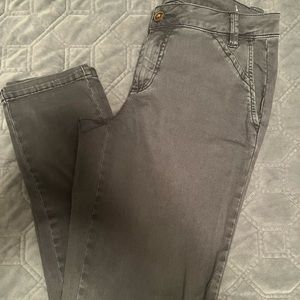 Gray pants size 2 from Maurice’s